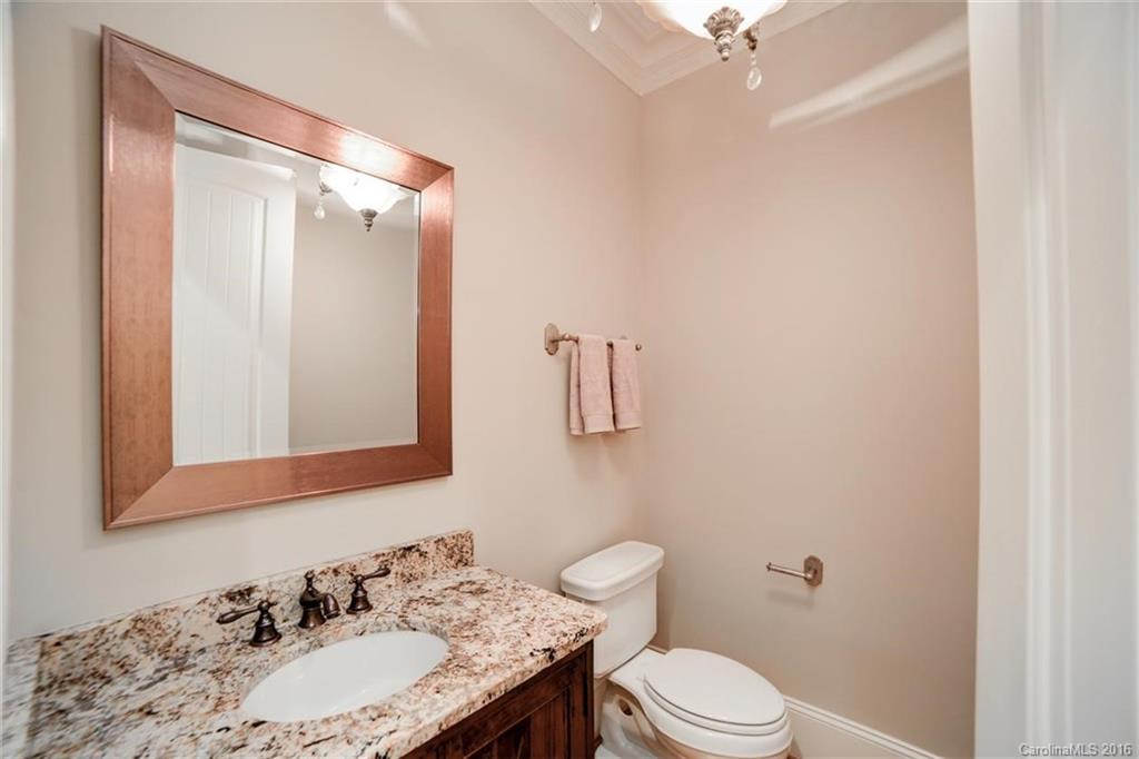 2644 Knollwood Road Charlotte NC 28211