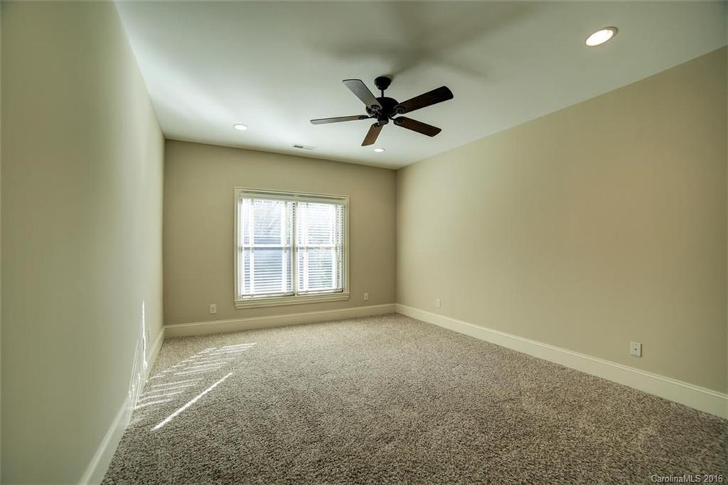 2644 Knollwood Road Charlotte NC 28211