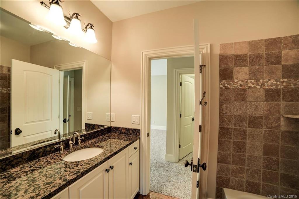 2644 Knollwood Road Charlotte NC 28211