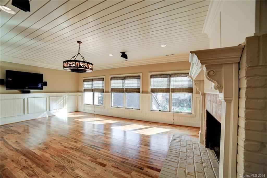 2644 Knollwood Road Charlotte NC 28211
