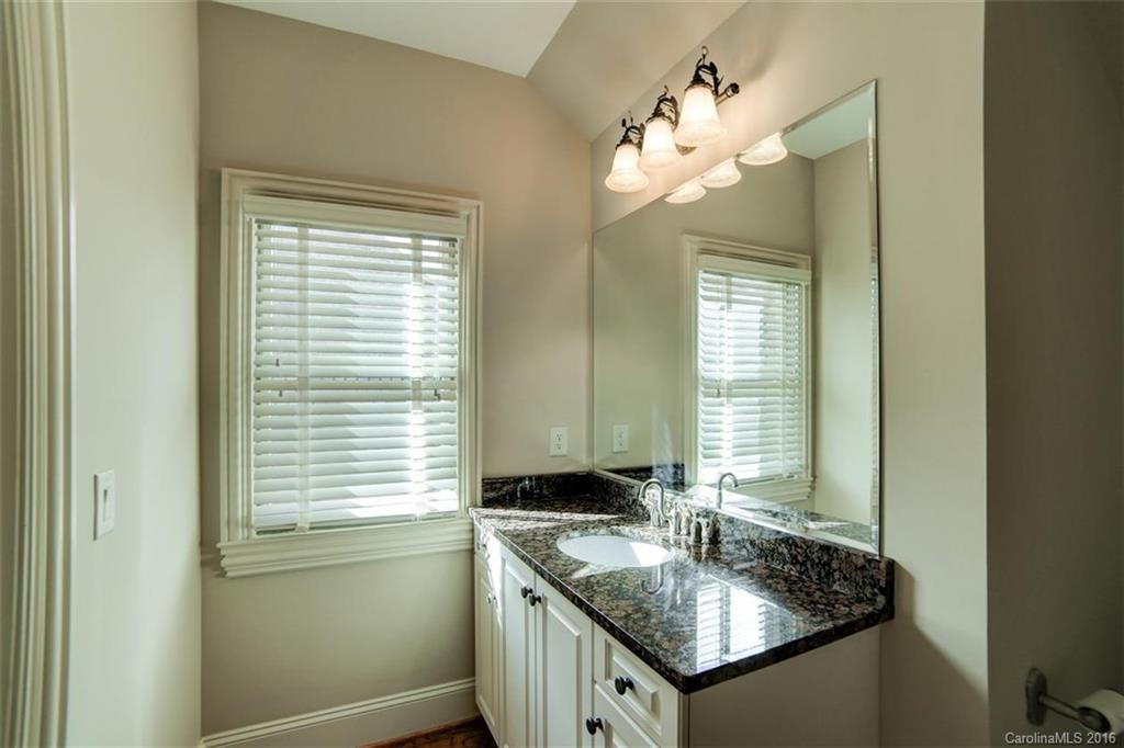 2644 Knollwood Road Charlotte NC 28211