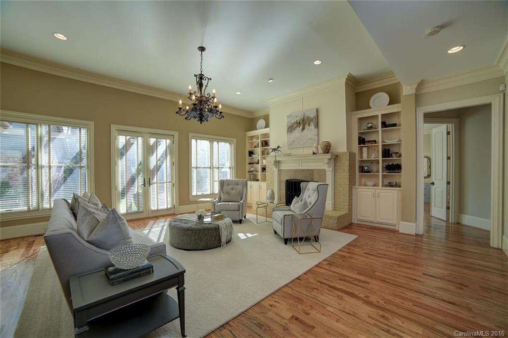 2644 Knollwood Road Charlotte NC 28211