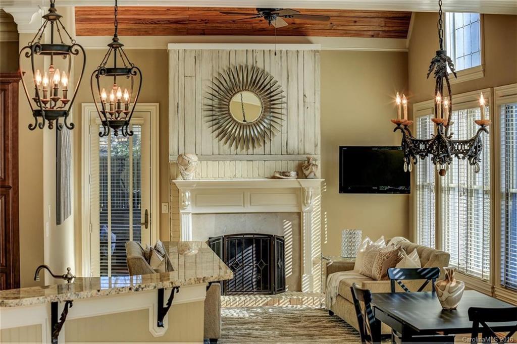 2644 Knollwood Road Charlotte NC 28211
