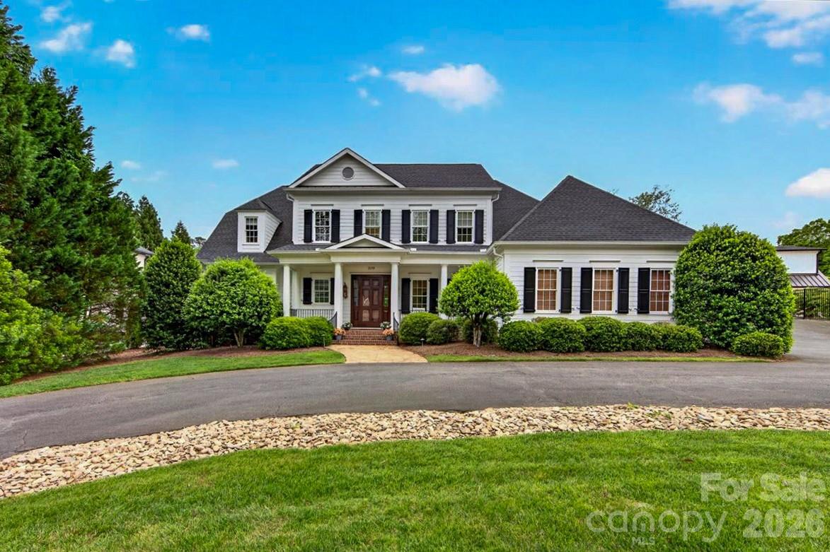 2135 Sharon Avenue Charlotte NC 28211