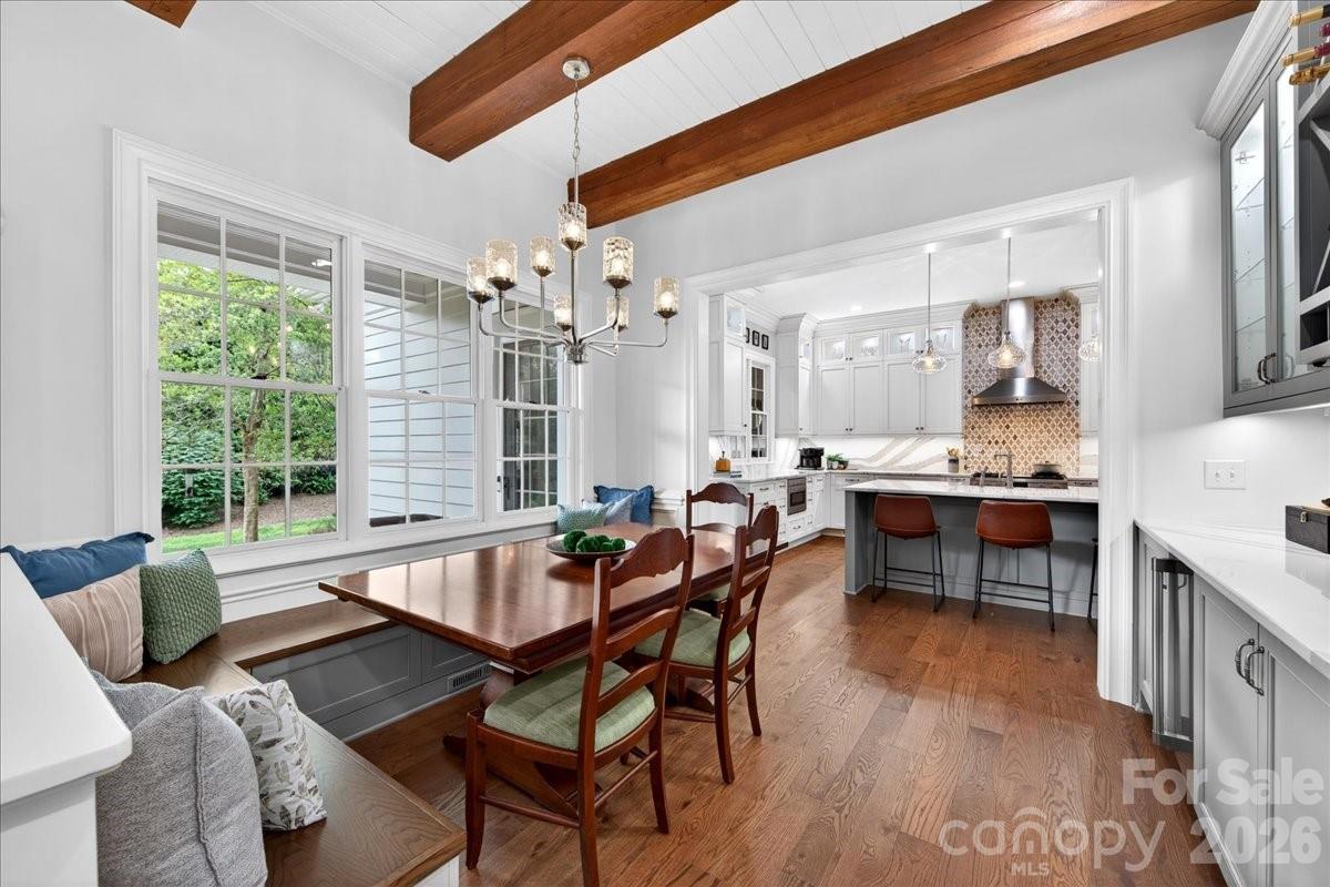 2135 Sharon Avenue Charlotte NC 28211