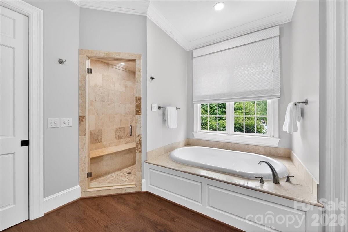 2135 Sharon Avenue Charlotte NC 28211