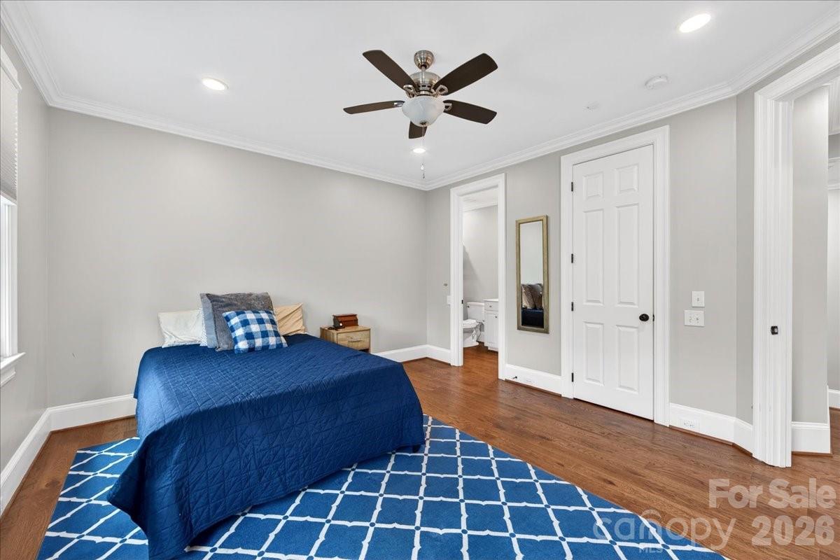 2135 Sharon Avenue Charlotte NC 28211