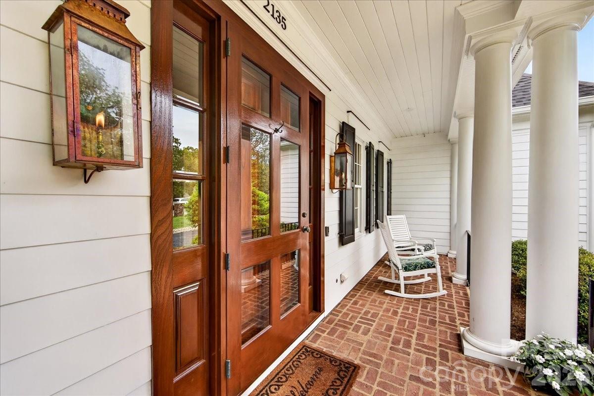 2135 Sharon Avenue Charlotte NC 28211
