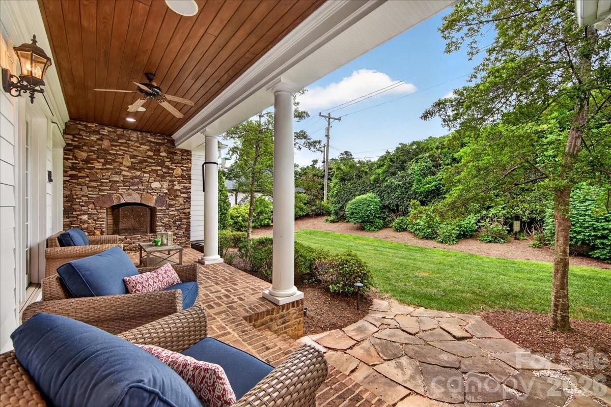 2135 Sharon Avenue Charlotte NC 28211
