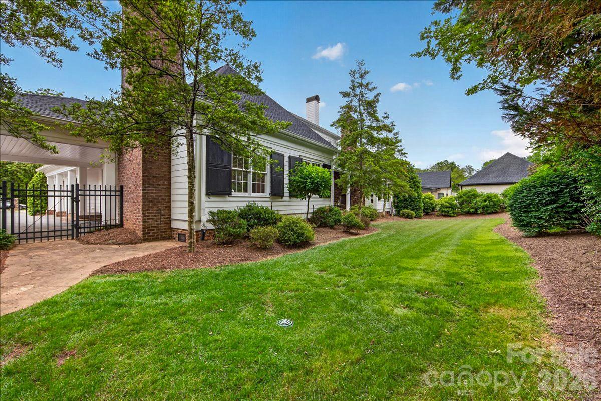 2135 Sharon Avenue Charlotte NC 28211