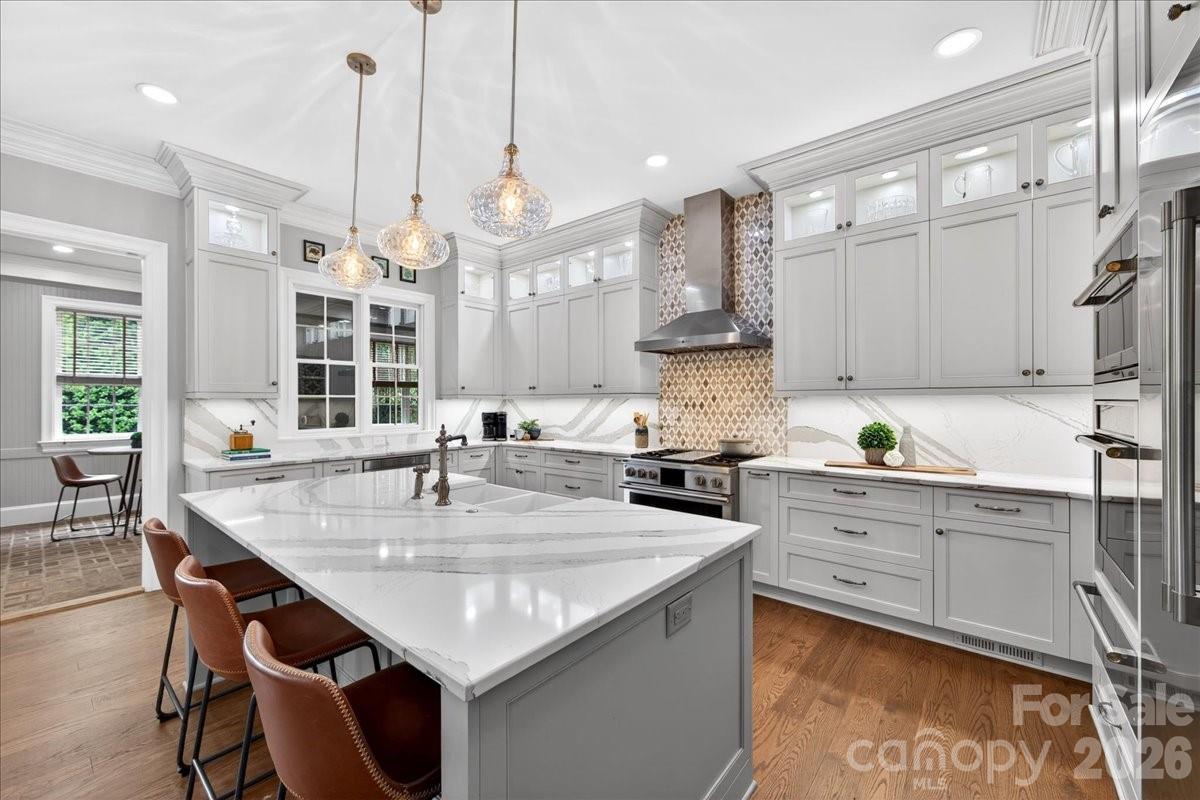 2135 Sharon Avenue Charlotte NC 28211