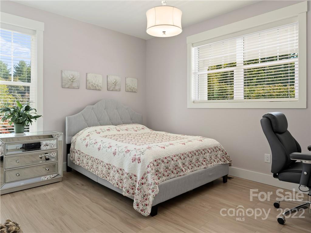 6 Worley Lane Fletcher NC 28732