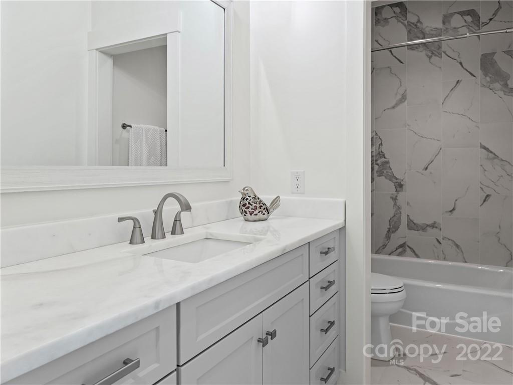 6 Worley Lane Fletcher NC 28732