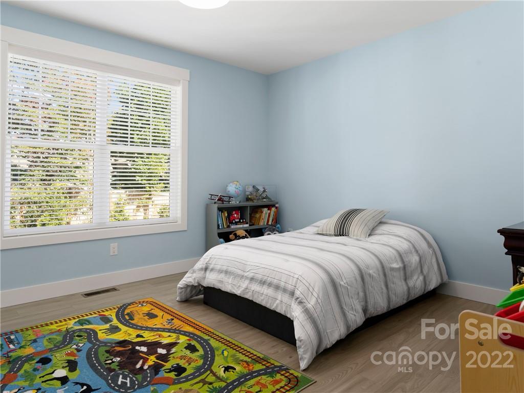 6 Worley Lane Fletcher NC 28732