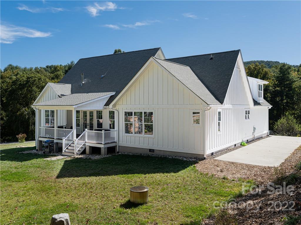 6 Worley Lane Fletcher NC 28732