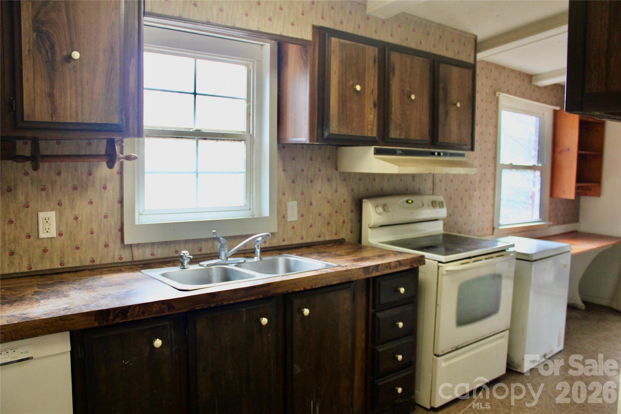 14 Irvin Road Pisgah Forest NC 28768