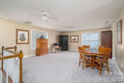 1228 Plantation Trail Gastonia NC 28056