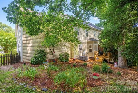 1228 Plantation Trail Gastonia NC 28056