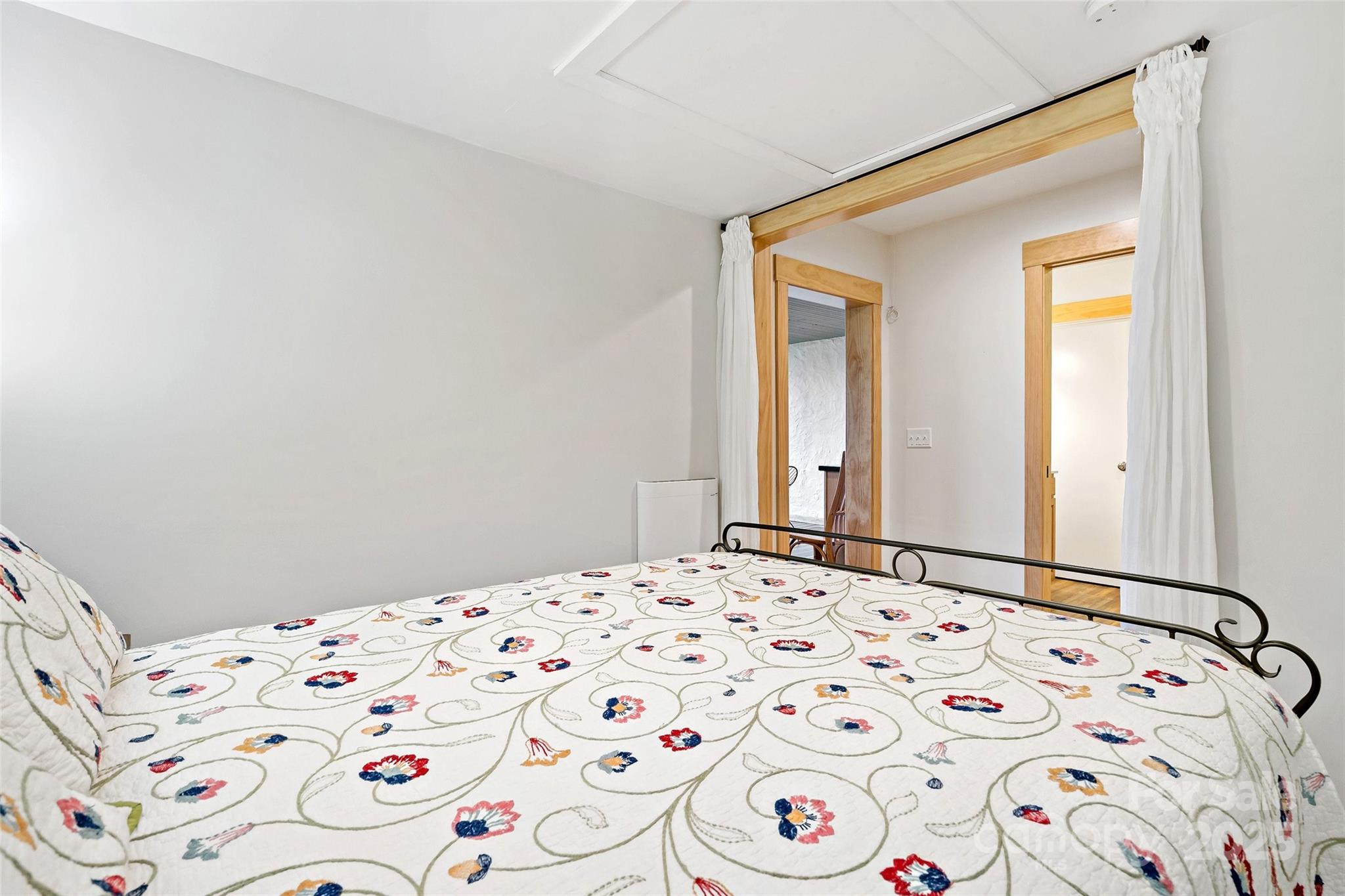 2998 Creston Drive Black Mountain NC 28711