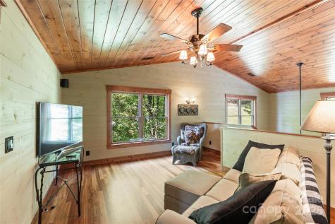 1283 Leafstone Circle Sylva NC 28779