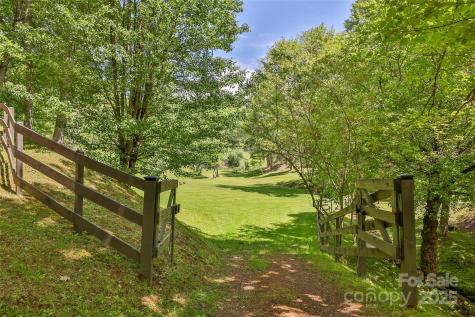1283 Leafstone Circle Sylva NC 28779