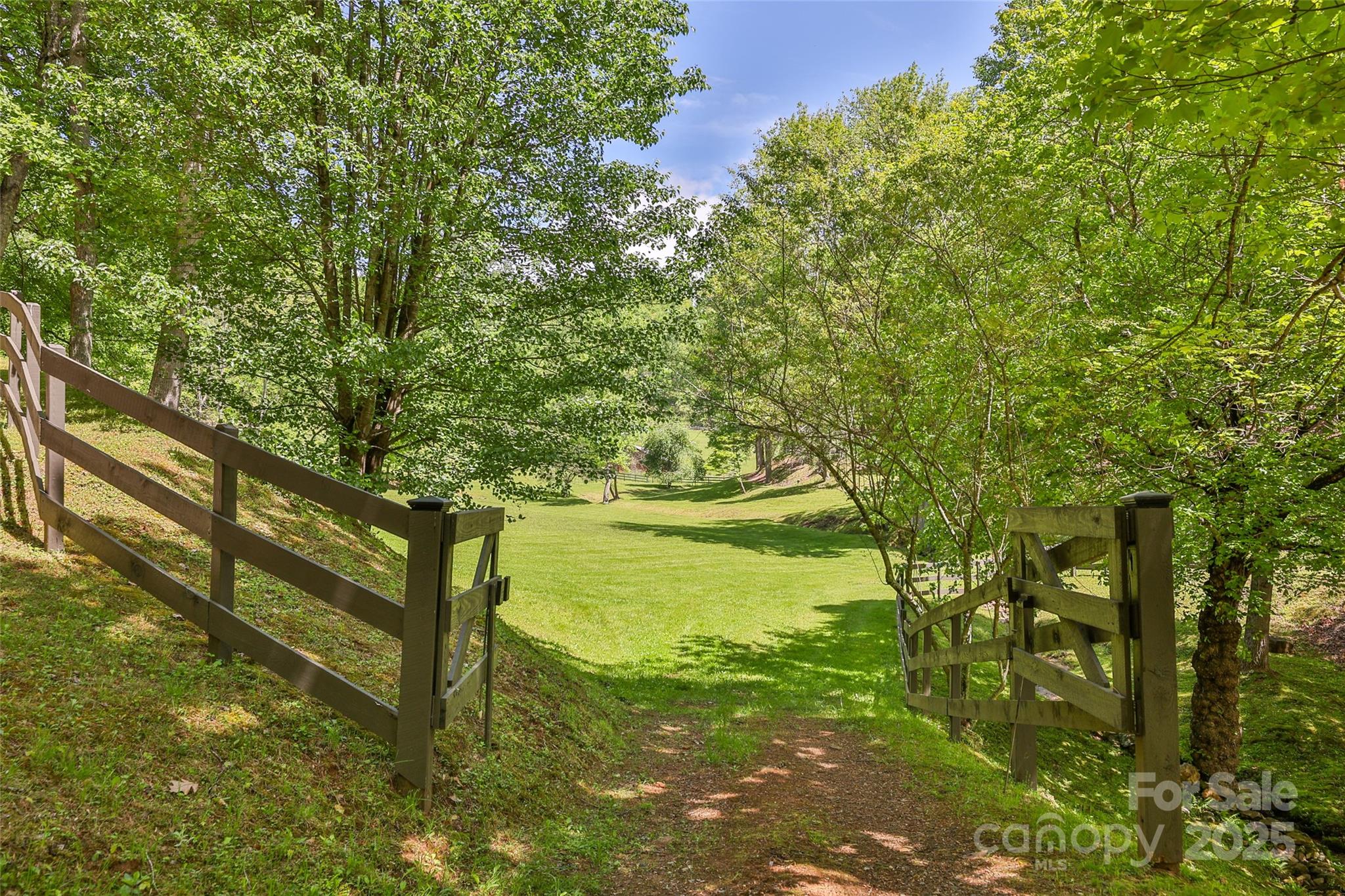 1283 Leafstone Circle Sylva NC 28779