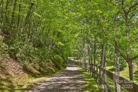 1283 Leafstone Circle Sylva NC 28779