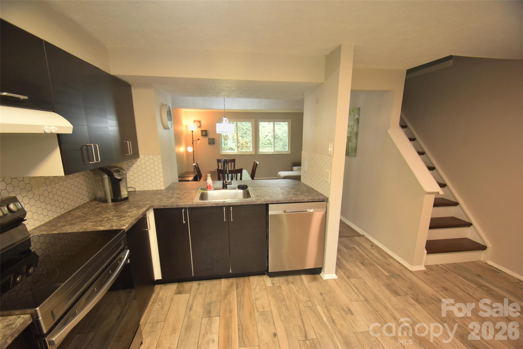 9432 Lexington Circle Charlotte NC 28213