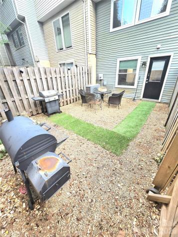 9432 Lexington Circle Charlotte NC 28213