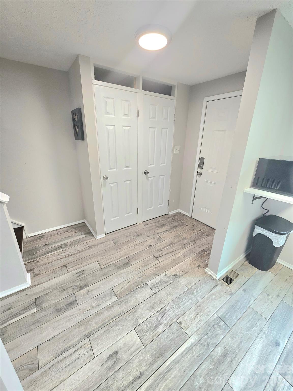 9432 Lexington Circle Charlotte NC 28213