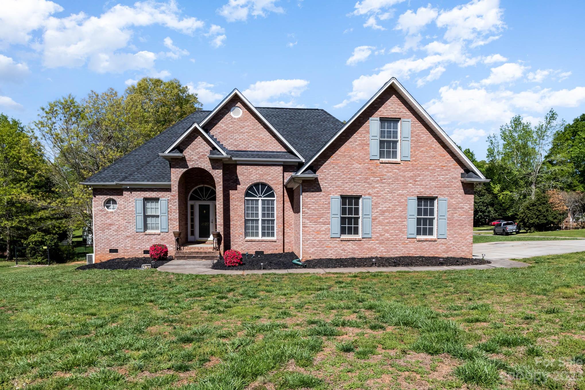 1527 Crowders Woods Drive Gastonia NC 28052