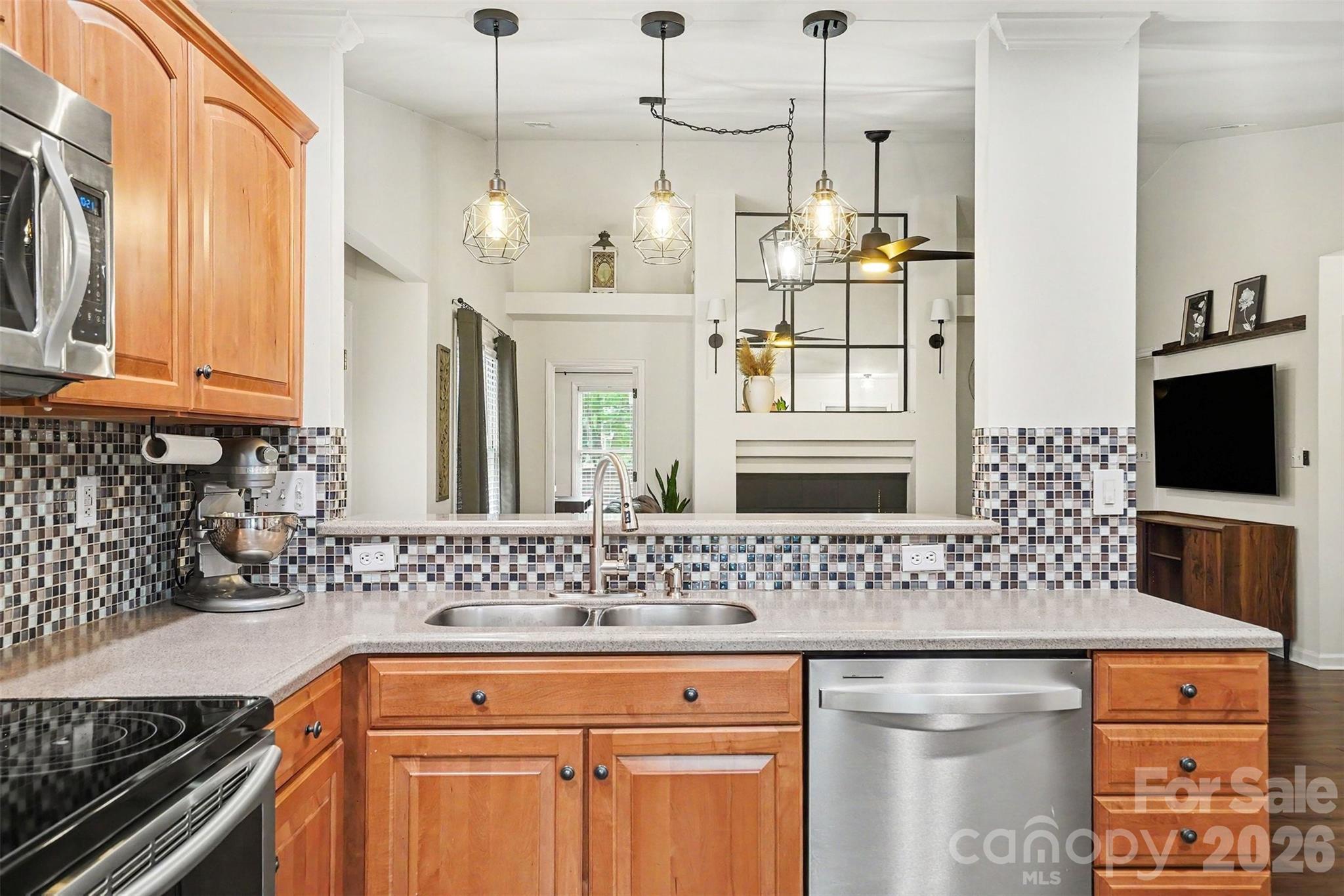7450 Crestside Lane Charlotte NC 28227