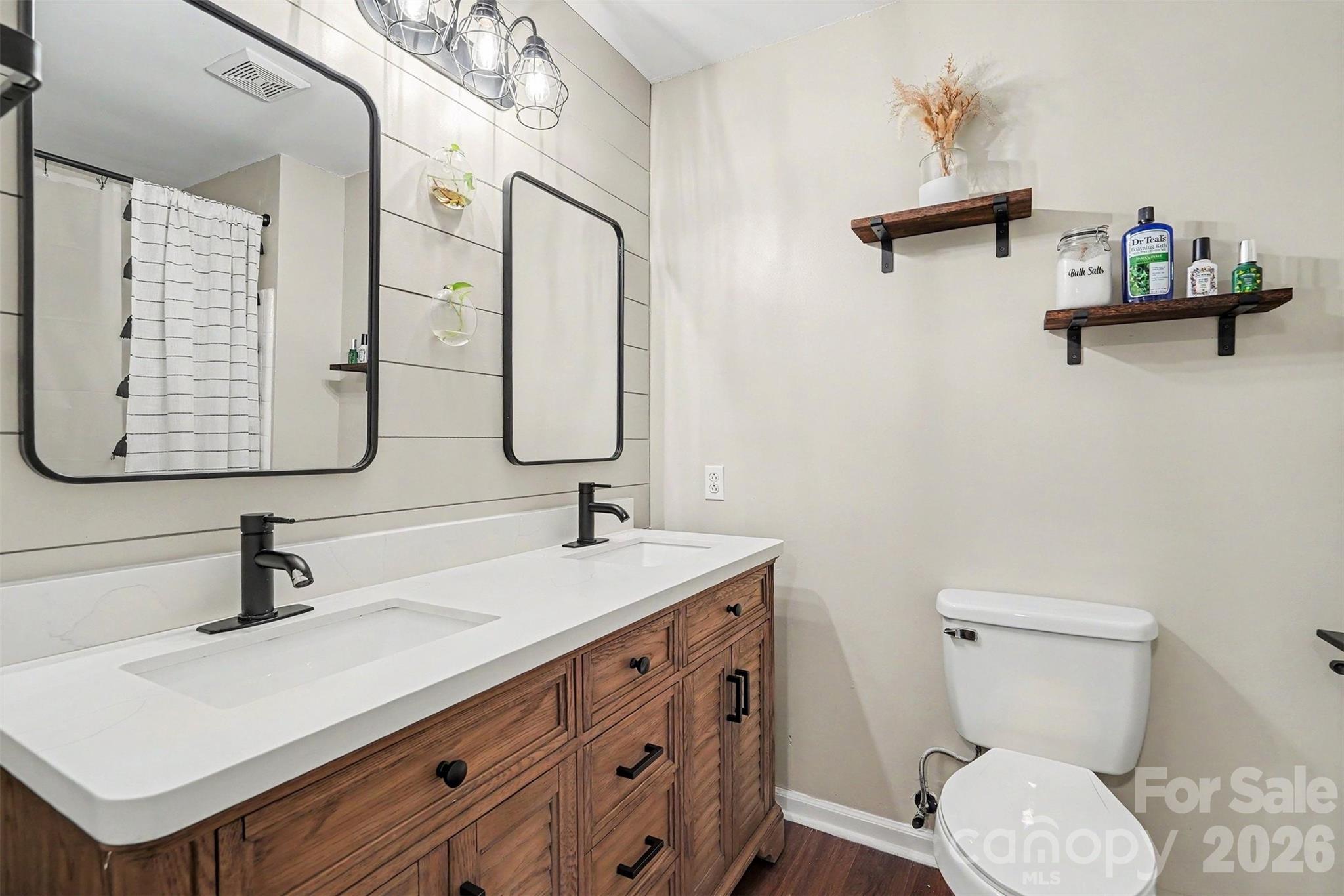 7450 Crestside Lane Charlotte NC 28227
