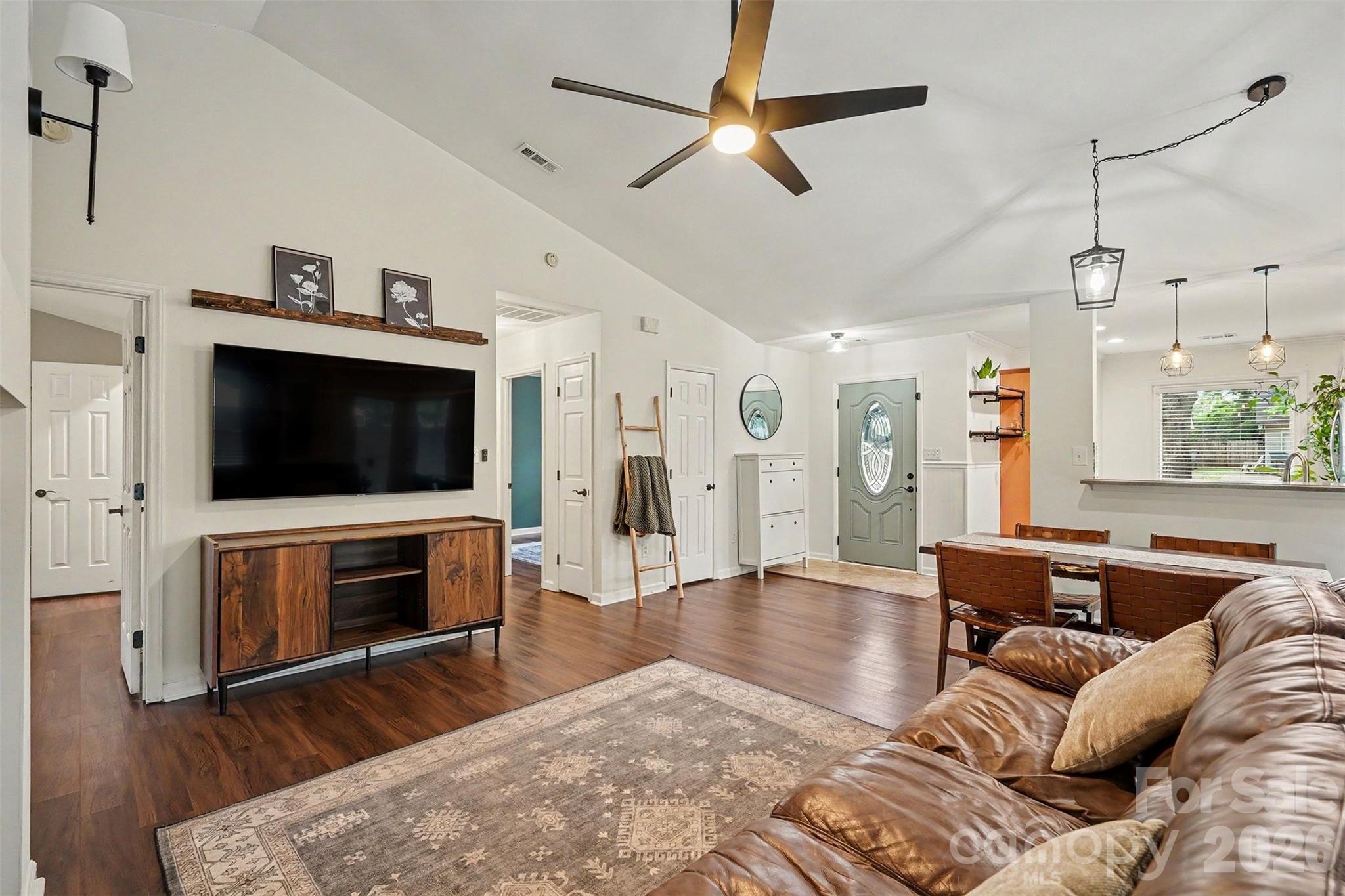 7450 Crestside Lane Charlotte NC 28227