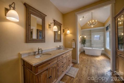 192 Woodruff Lane Black Mountain NC 28711