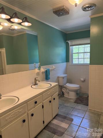 1126 Cannon Drive Lenoir NC 28645