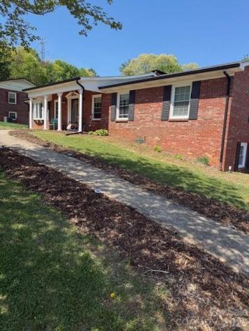 1126 Cannon Drive Lenoir NC 28645