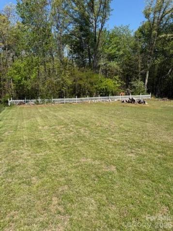 1126 Cannon Drive Lenoir NC 28645