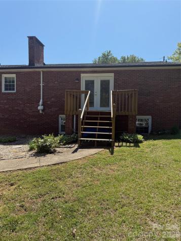 1126 Cannon Drive Lenoir NC 28645