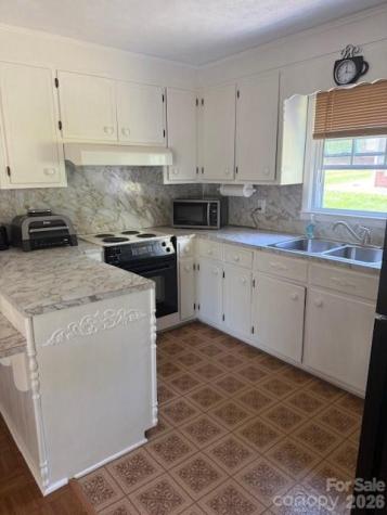 1126 Cannon Drive Lenoir NC 28645