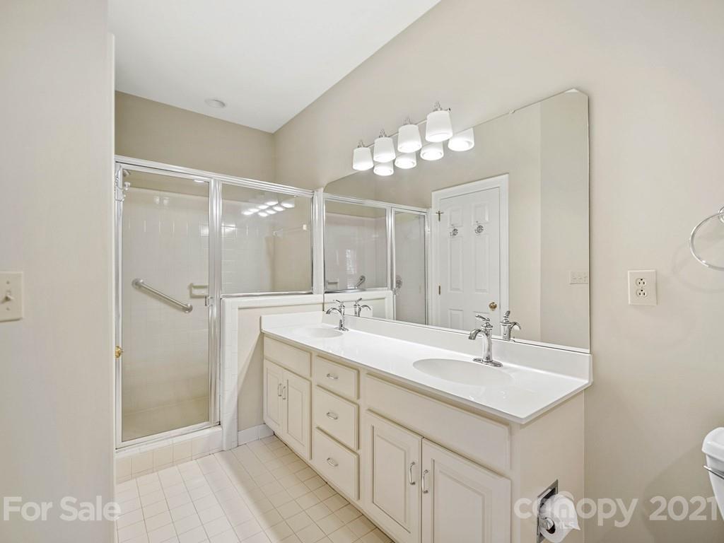 2835 Sharon View Road Charlotte NC 28210