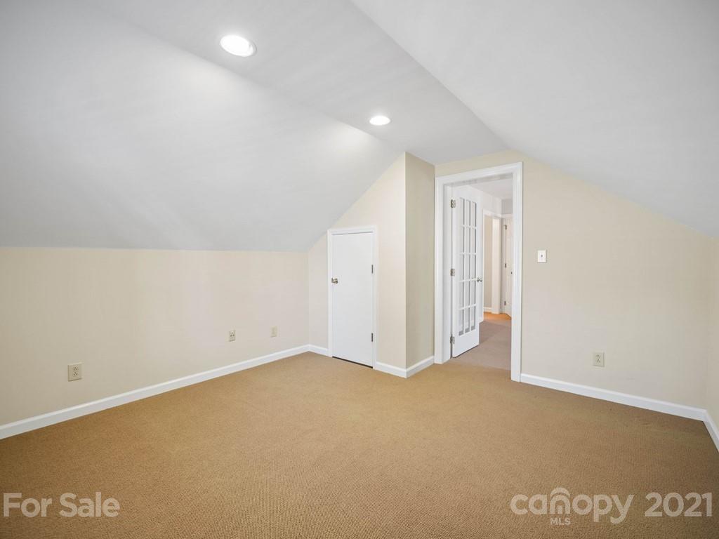2835 Sharon View Road Charlotte NC 28210