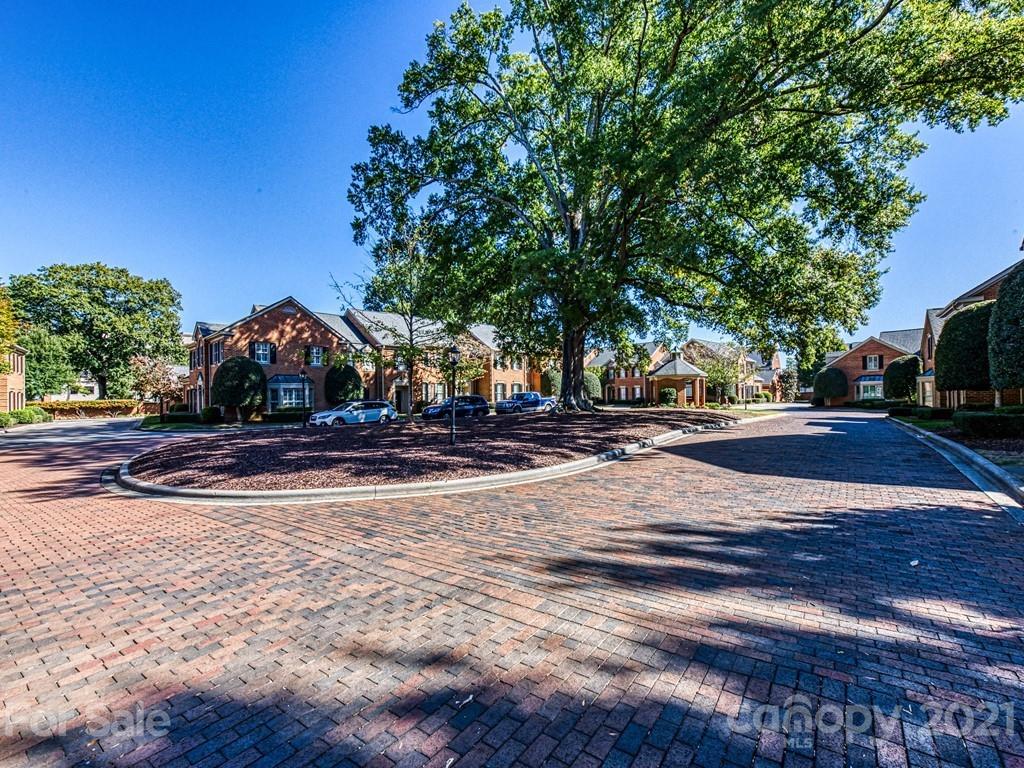 2835 Sharon View Road Charlotte NC 28210