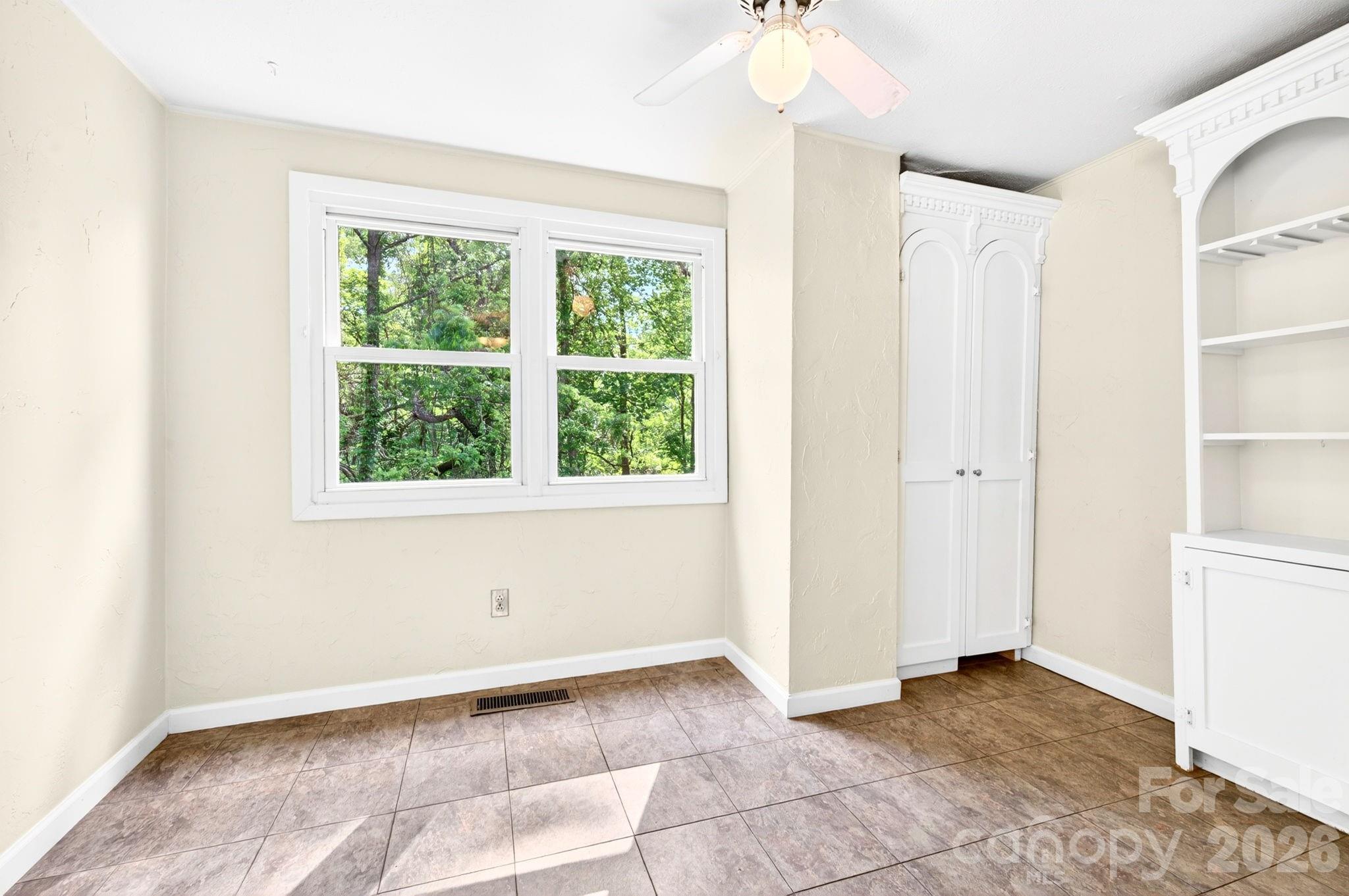 138 Brooklyn Road Asheville NC 28803