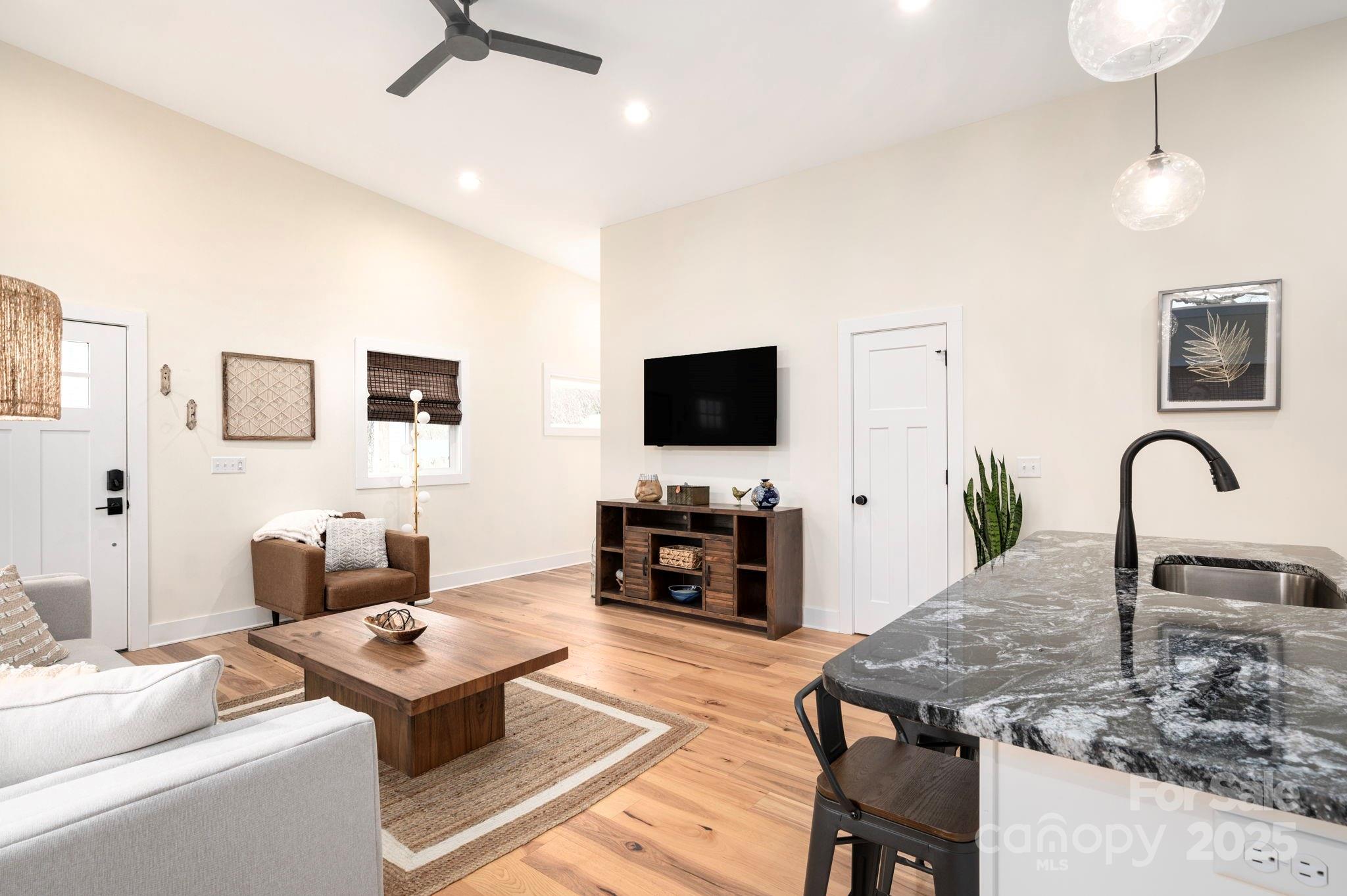 20 & 22 Garden Road Asheville NC 28804