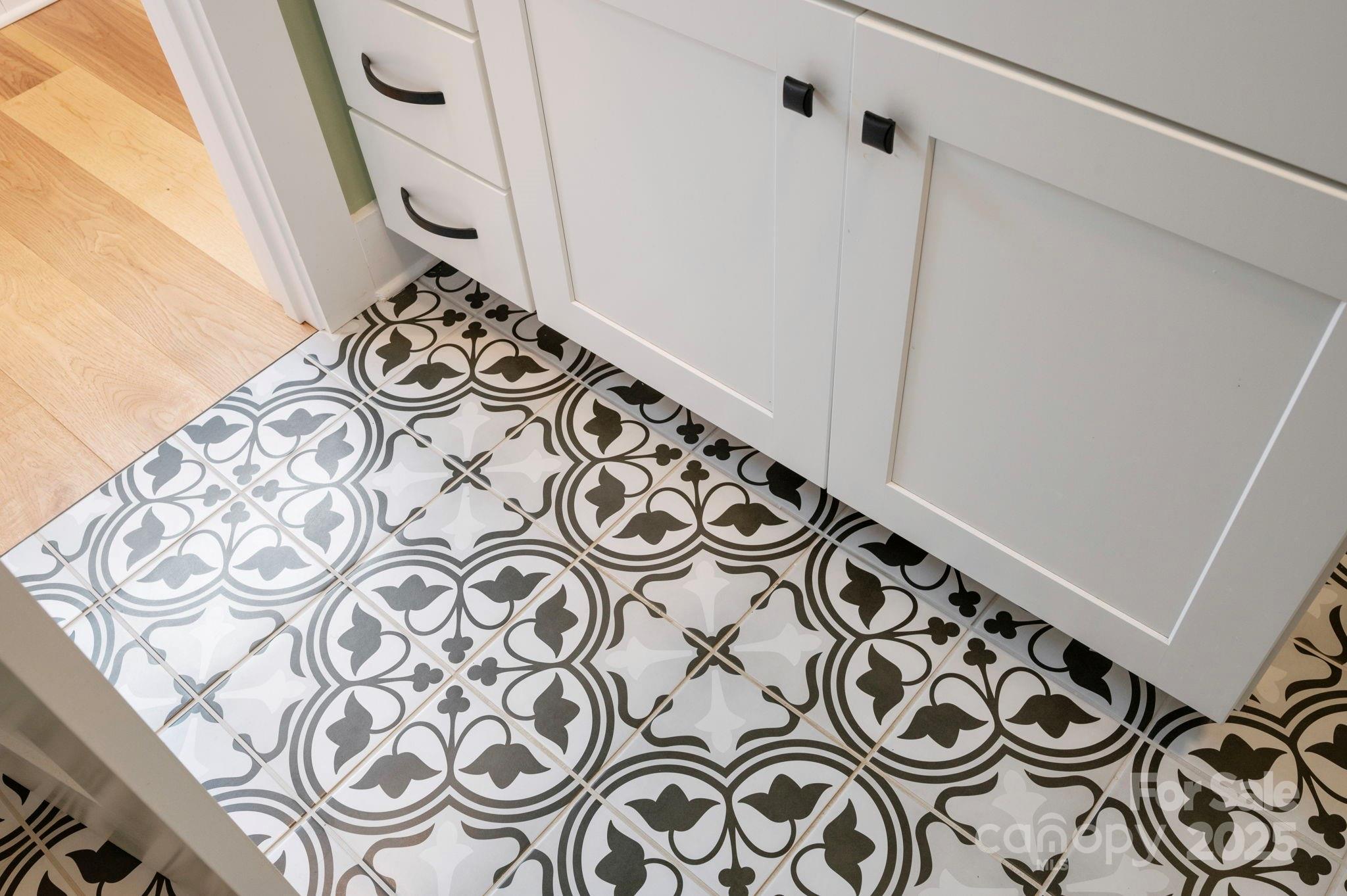 20 & 22 Garden Road Asheville NC 28804