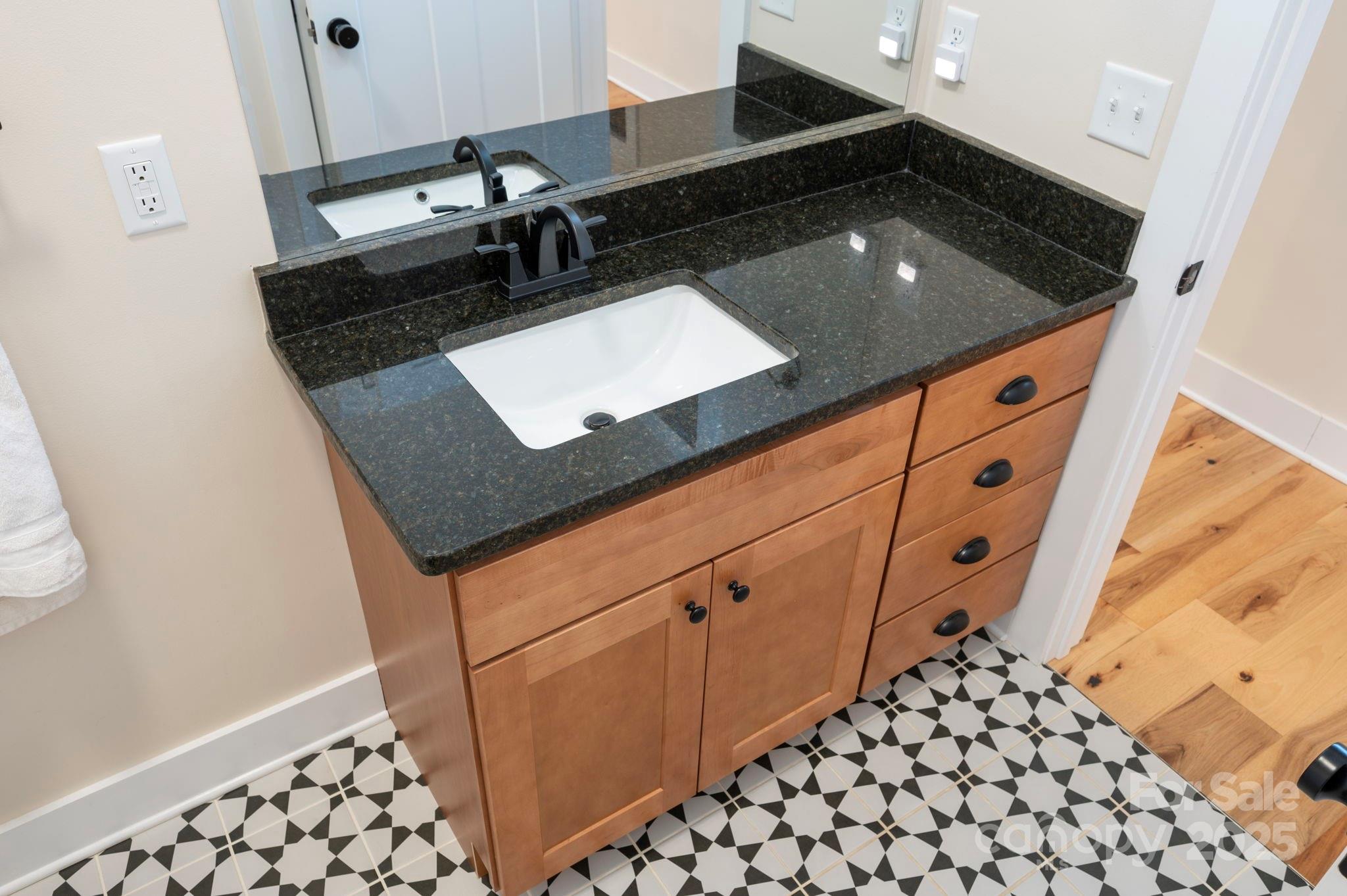 20 & 22 Garden Road Asheville NC 28804