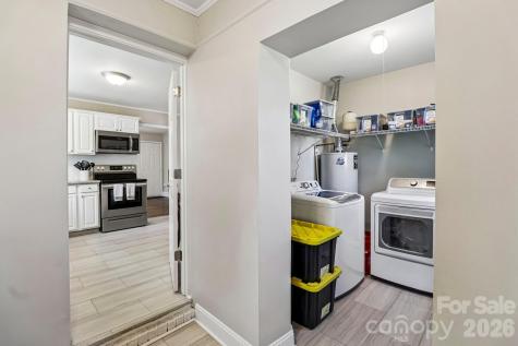 2809 Albany Lane Charlotte NC 28205