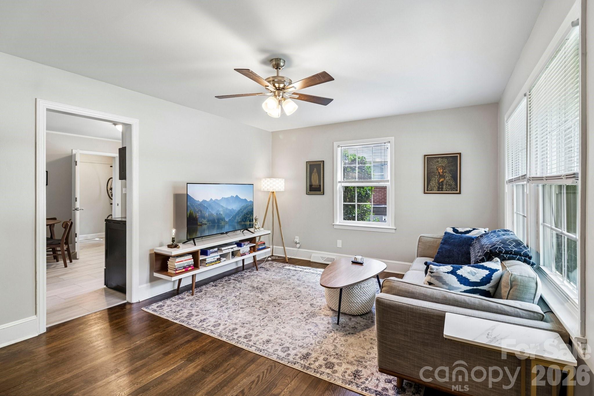 2809 Albany Lane Charlotte NC 28205