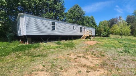 802 W 15th Street Newton NC 28658